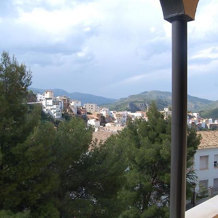 Hotel Llucena Lucena del Cid Esterno foto