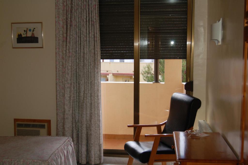 Hotel Llucena Lucena del Cid Esterno foto